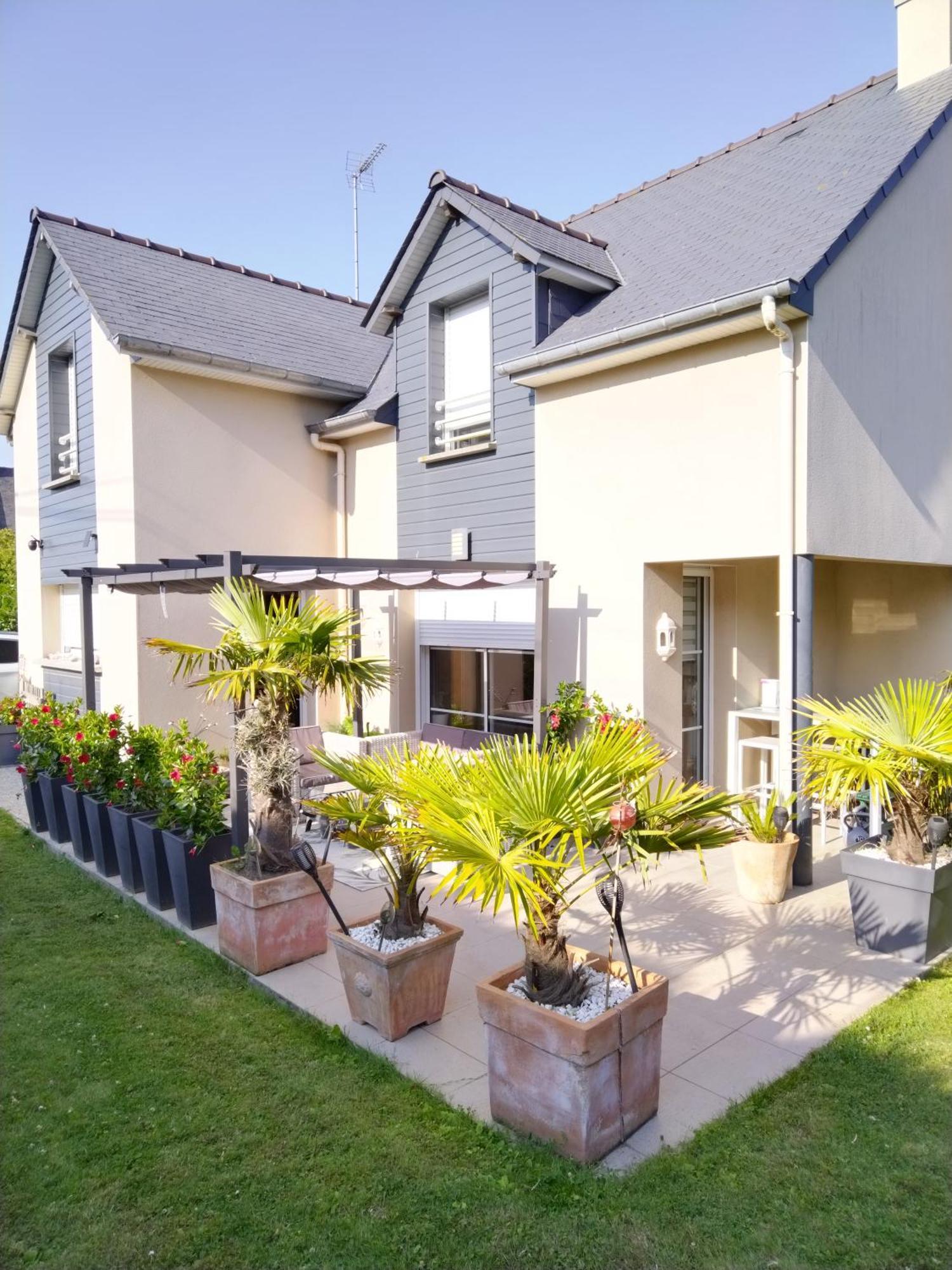 Bed and Breakfast Chez Helene Saint-Coulomb Esterno foto